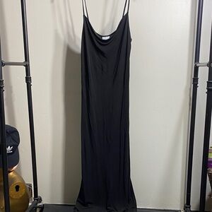 Elegant Black Maxi Dress